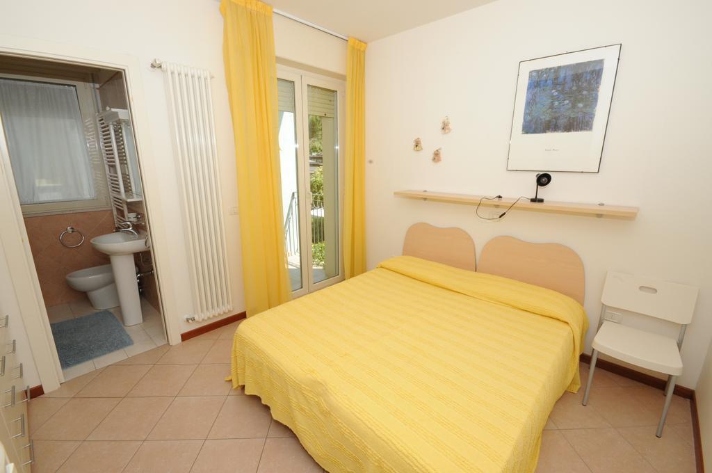 Residence Suisse Cattolica Buitenkant foto